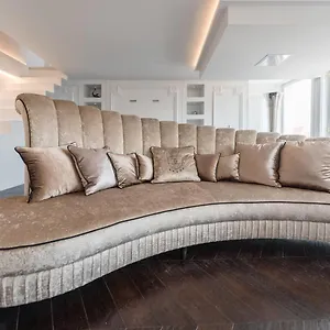 enzo-capo-luxury-apartments-vaci.inbudapesthotels.com/
